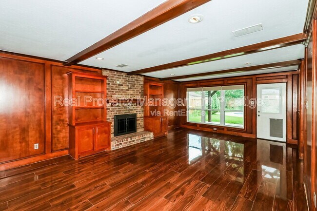Foto del edificio - 826 Bradwell Dr