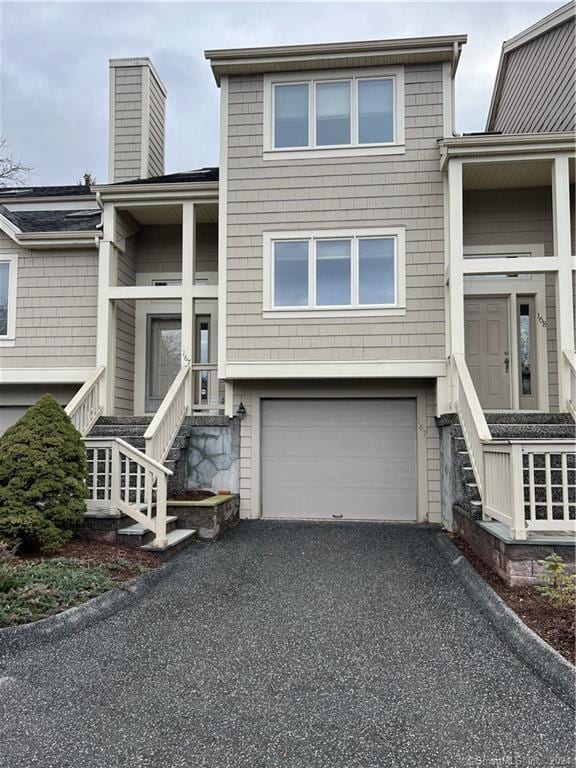 Primary Photo - 12 Boulevard Dr