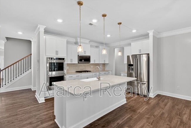 Foto del edificio - 7172 Sylvan Retreat Dr