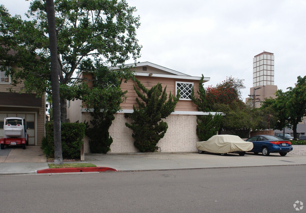 Foto del edificio - 3744 7th Ave