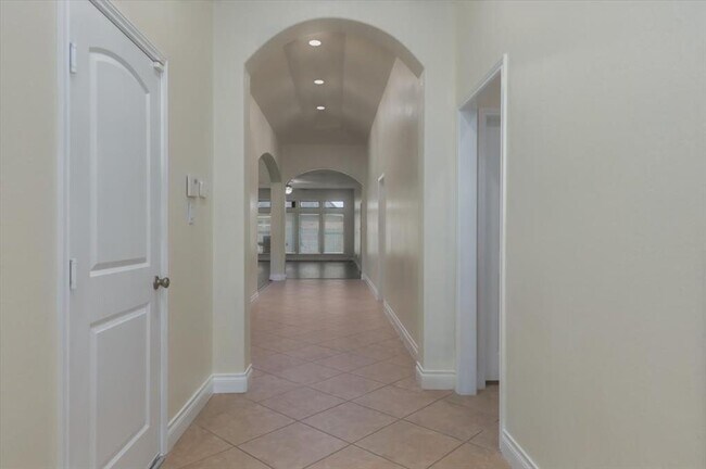 Foto del edificio - 2735 Rosepoint Ct