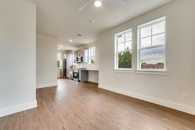 Foto principal - 5317 Reiger Ave