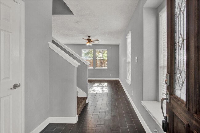 Building Photo - 326 Brandy Ridge Ln