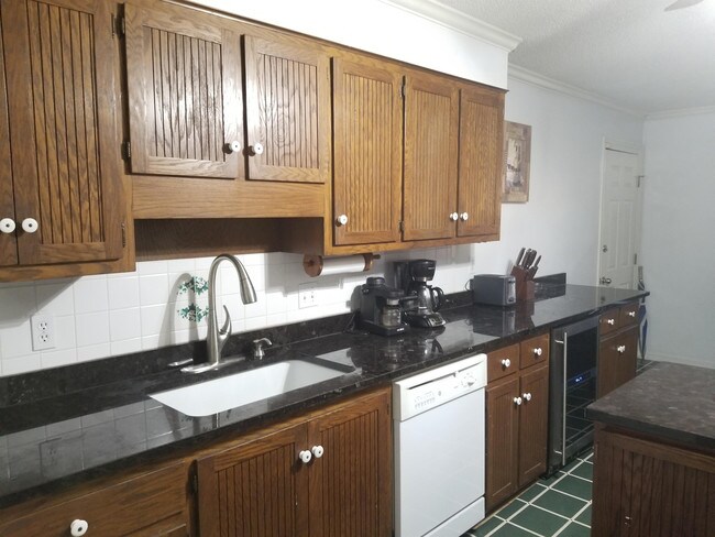 Foto del edificio - 1220 Wood Valley Rd