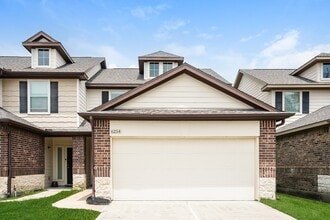 Building Photo - 6254 Brenwood Cir
