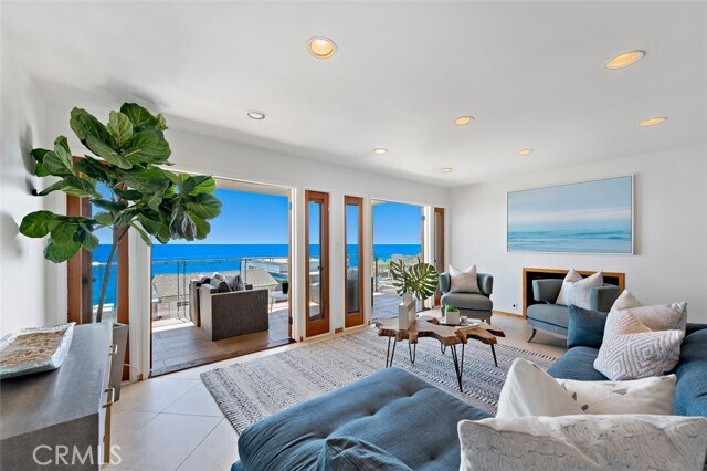 Foto del edificio - 150 Cleo St