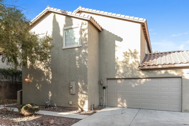 Building Photo - 9937 Fountain Walk Ave