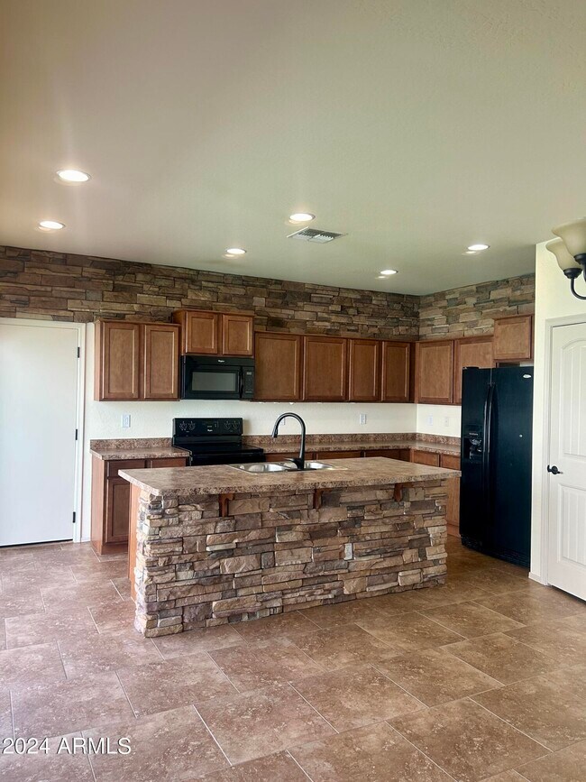 Building Photo - 3594 S Ranger Trail