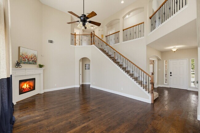 Building Photo - **This home checks all the boxes!**