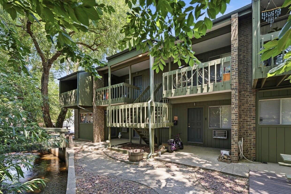 1920 Canyon Blvd - 1920 Canyon Blvd