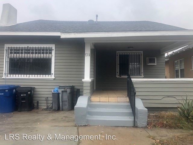 Foto principal - 723 1/2-711-712 W 41st St