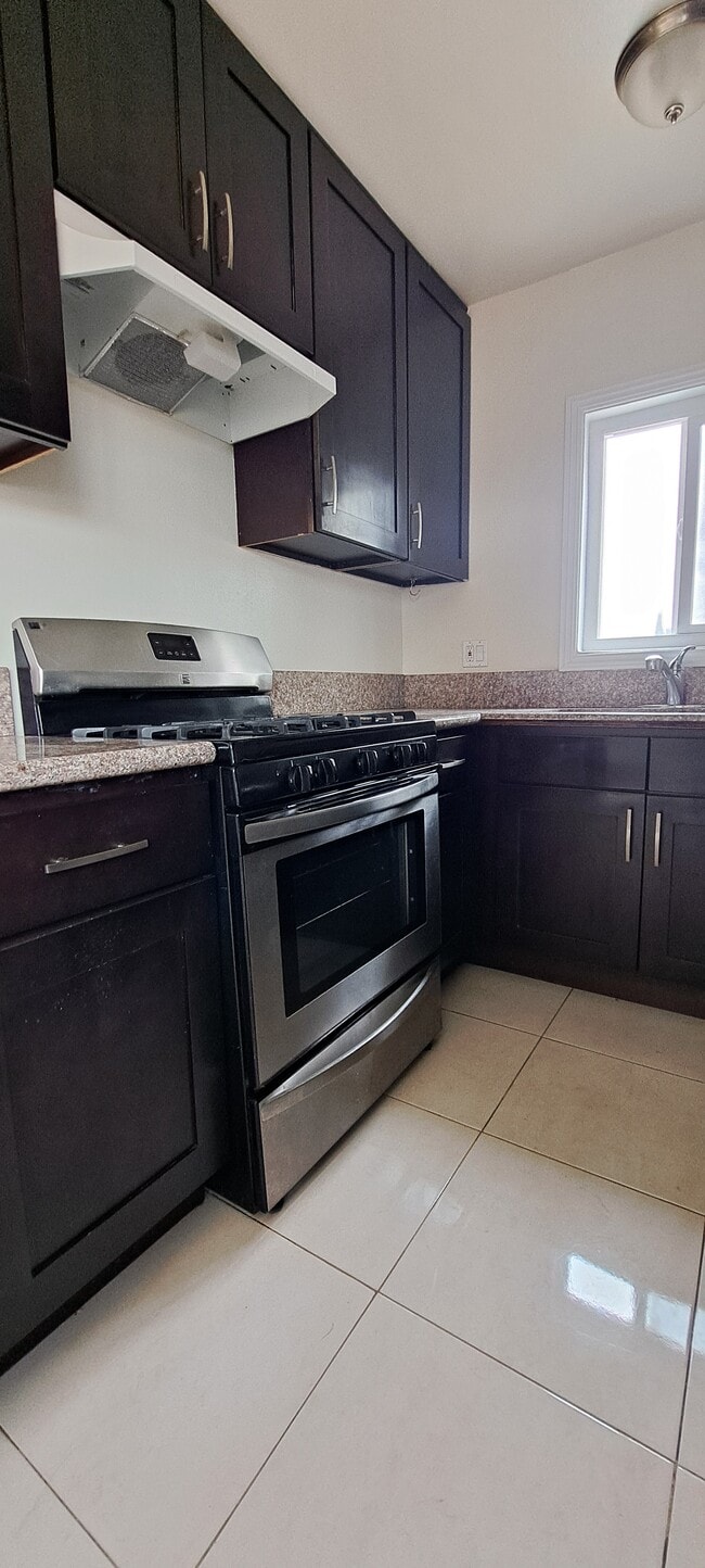 Foto del edificio - 1340 W 85th St