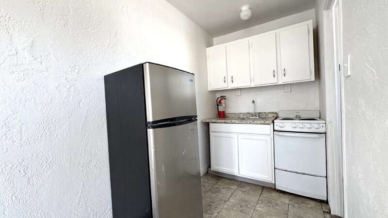 Building Photo - 419-421 N Wild Olive Ave