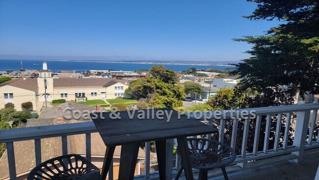 Building Photo - 611 Lantern Lane, Monterey Ca 93940