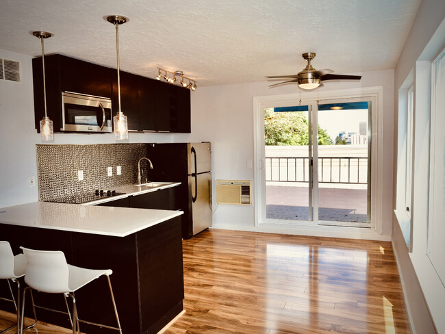 Kitchen - 3515 SW Barbur Blvd