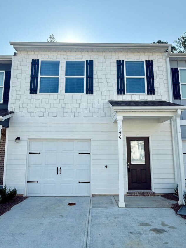 Foto principal - Luxury Townhome in Adairsville