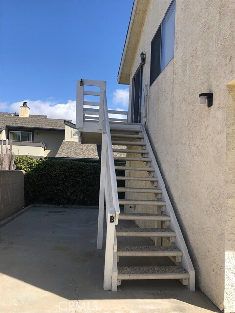 Foto del edificio - 16621 Dolores Ln