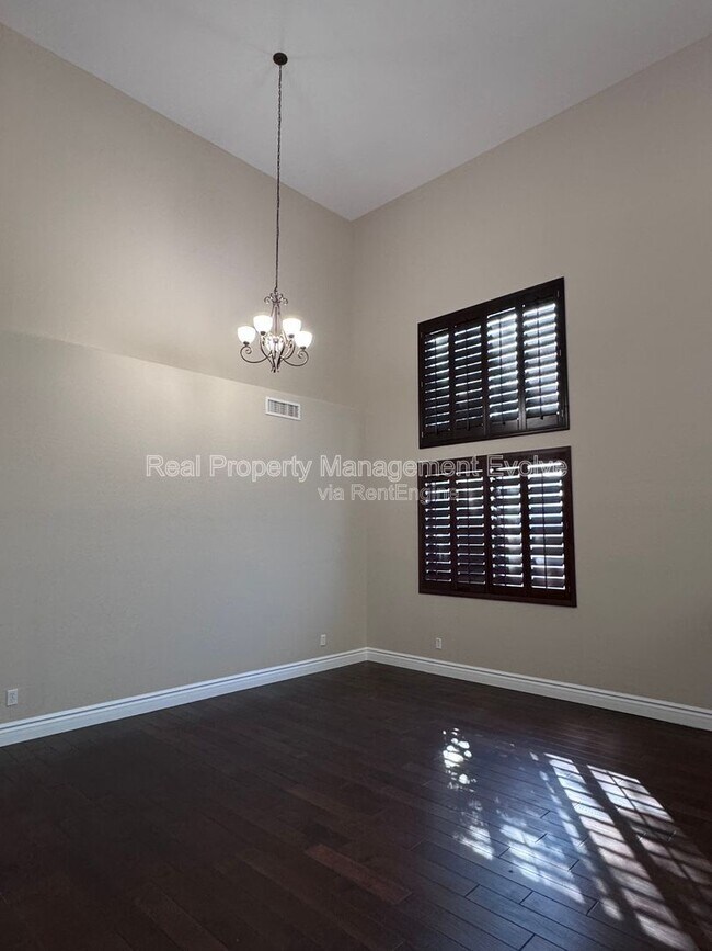 Foto del edificio - 27313 N 23rd Ln