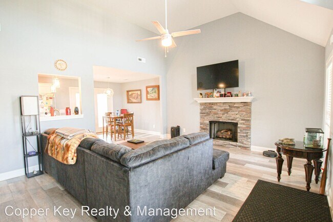 Building Photo - 3 br, 2 bath House - 974 Big Sky Drive