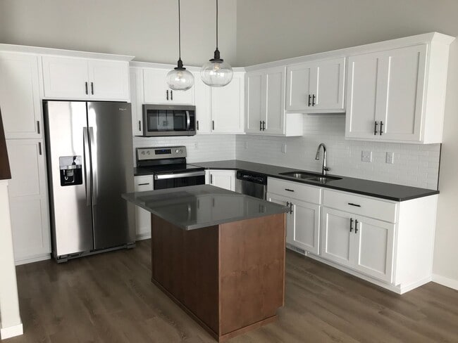 Foto del edificio - 2119 Allison Ln W