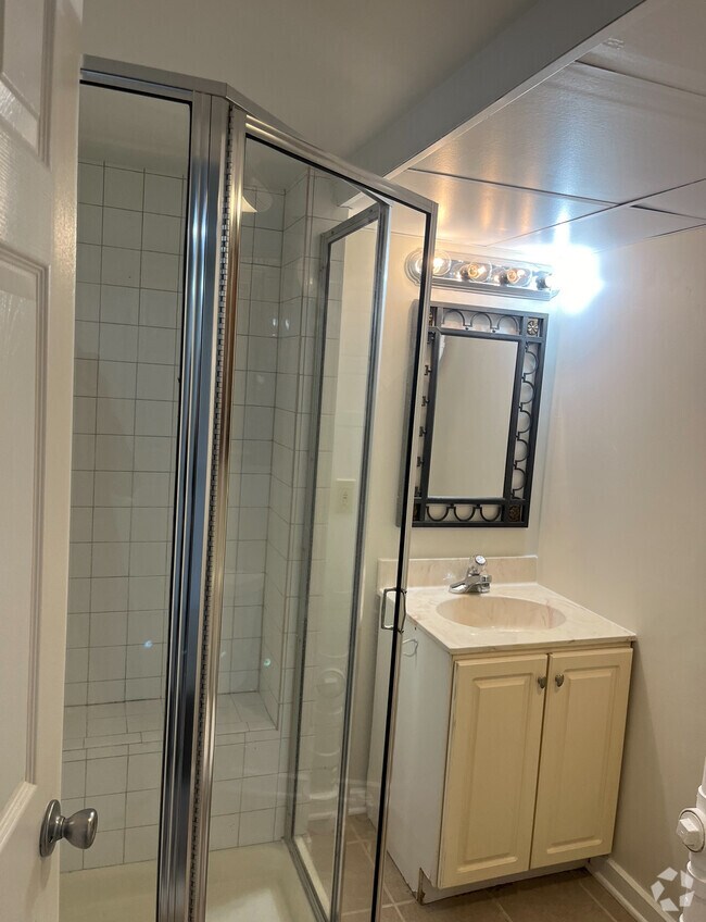 Lake Cushetunk Woods Condominiums Apartments for Rent with a Living