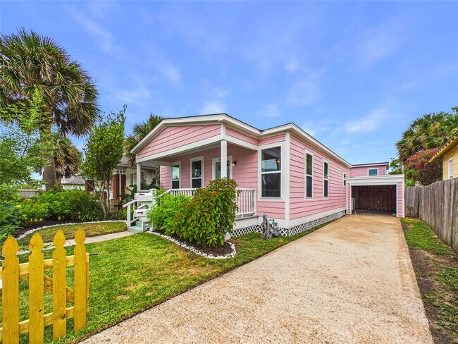 Building Photo - 3602 Ave S 1/2