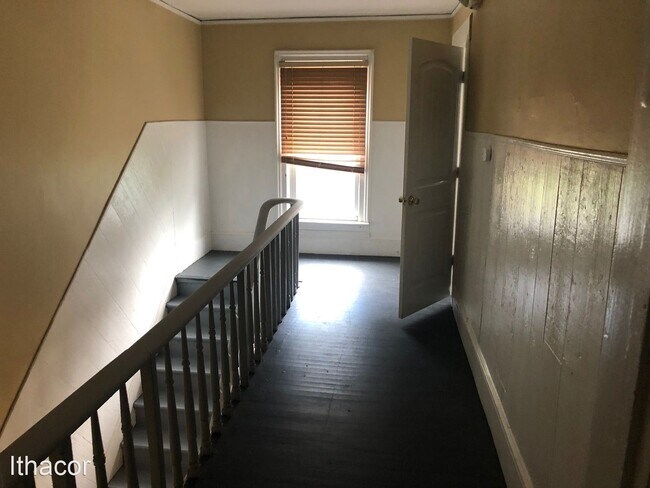 Building Photo - 8 br, 2 bath House - 25 Clayton Ave