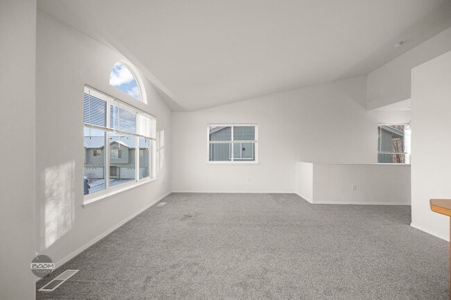 Foto del edificio - 401 S Wasilla St