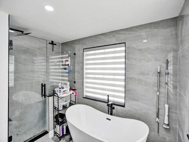 Foto del edificio - 613 NW 135th Terrace