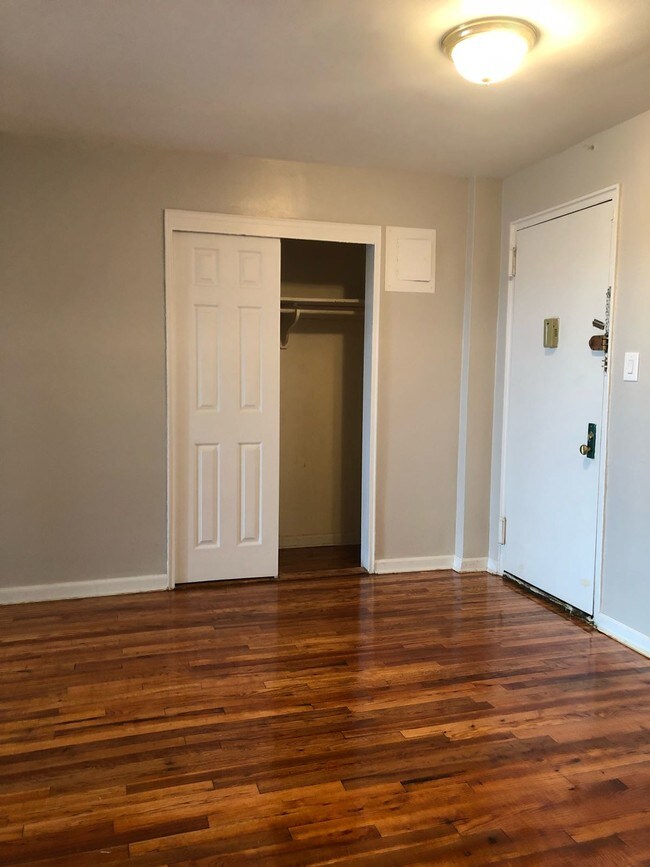 Building Photo - 450 Rockaway Pkwy