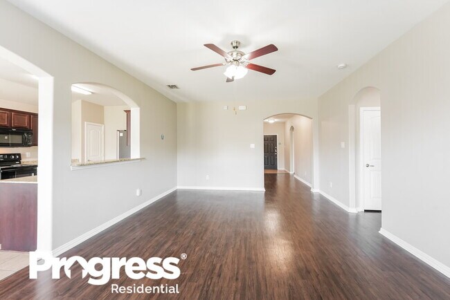 Building Photo - 219 Meadowcrest Dr