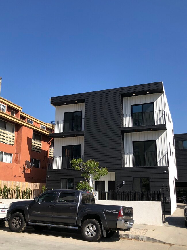 246 N Dillon St, Los Angeles, CA 90026 Townhouse for Rent in Los Angeles, CA