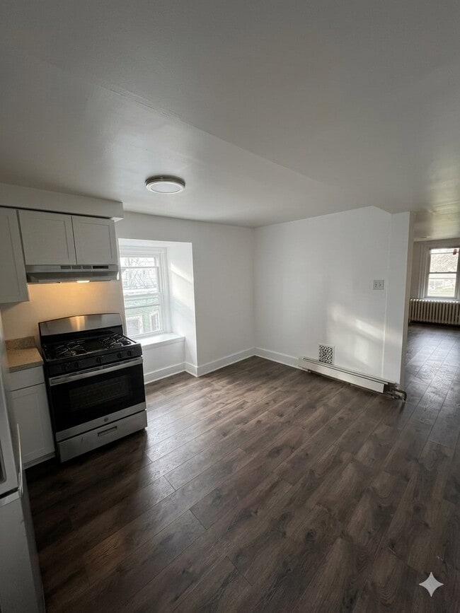 Photo - 1331 72nd Ave Apartment