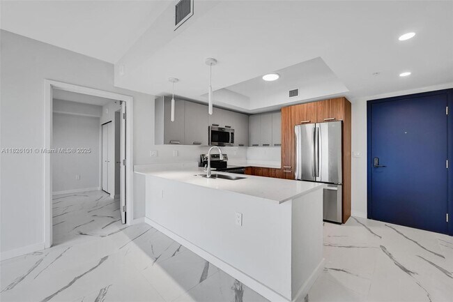Foto del edificio - 840 NE 130th St