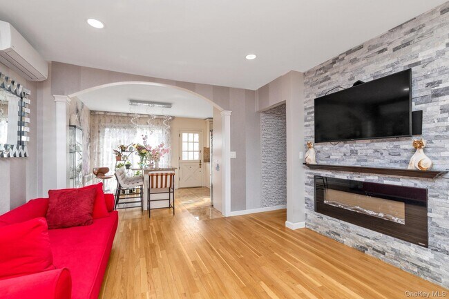 Foto del edificio - 1815 Schermerhorn St