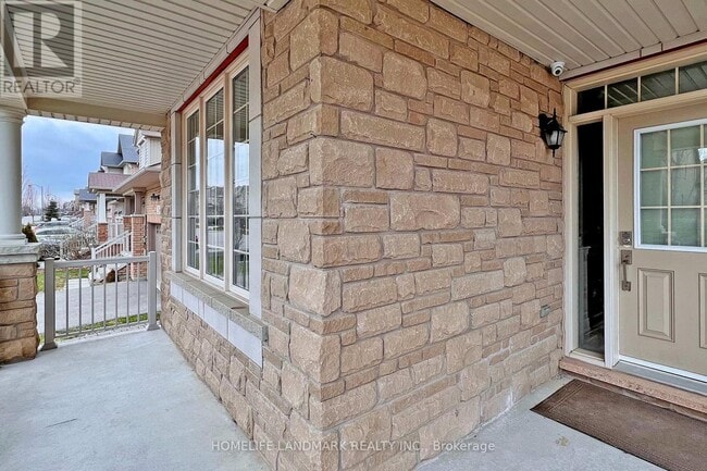 Building Photo - 28 Township Ave