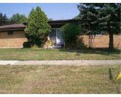Primary Photo - 830 Goddard Rd