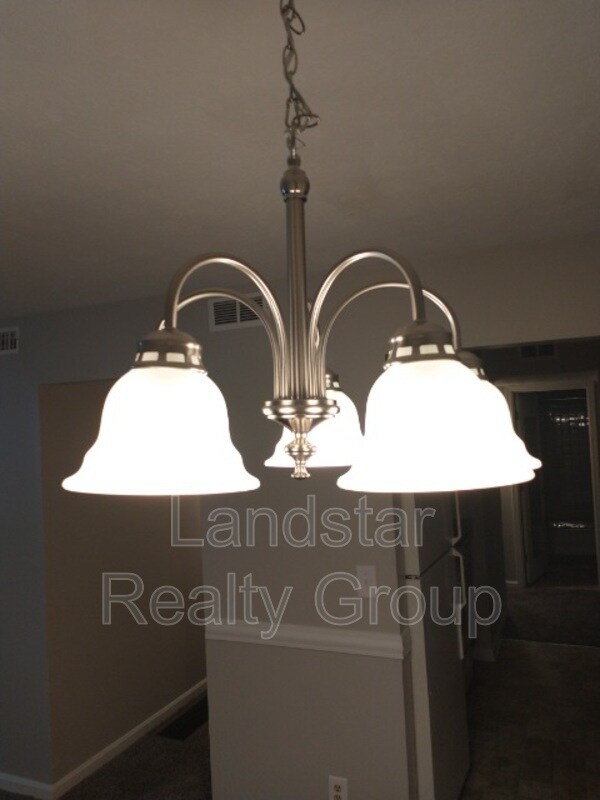 Building Photo - 4508 Landside Dr