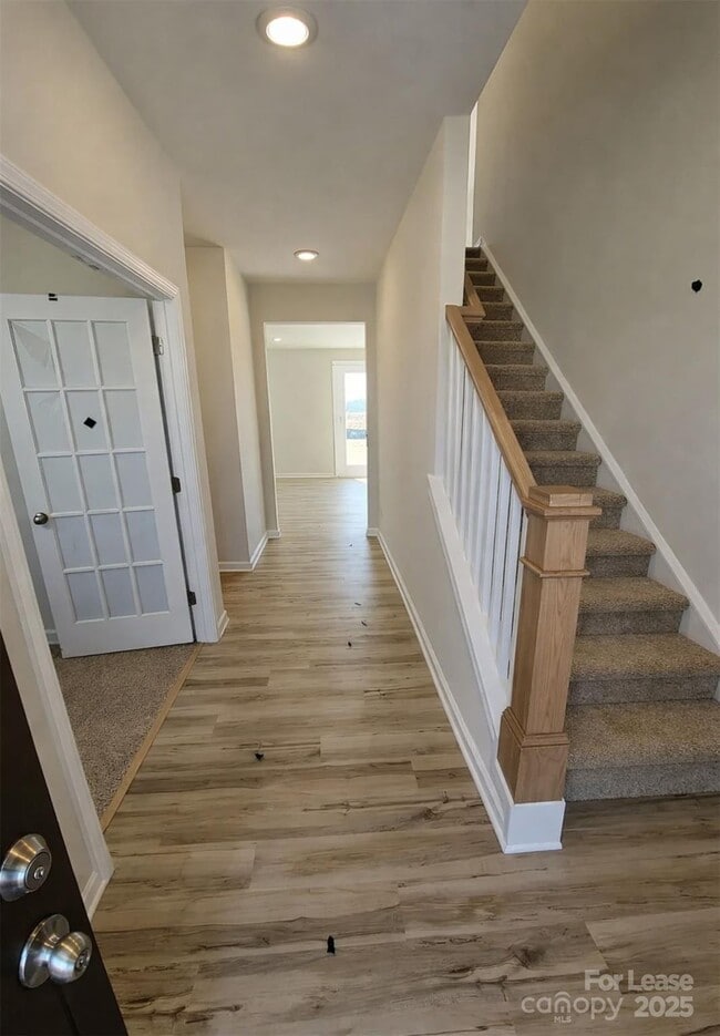 Building Photo - 5015 Weddington Rd