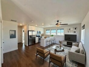 Building Photo - 2837 Urban Pl