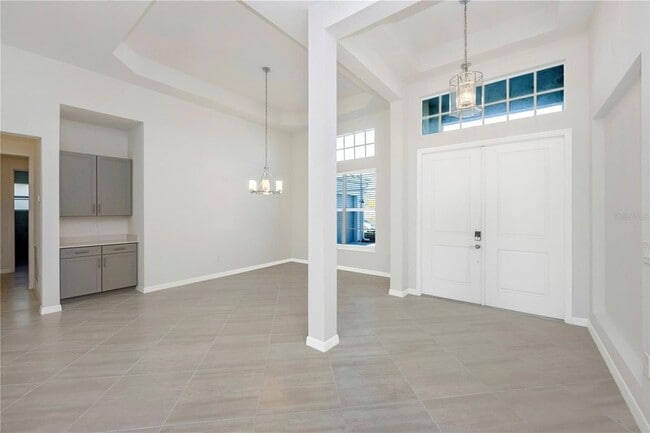 Building Photo - 12655 Wellen Golf St