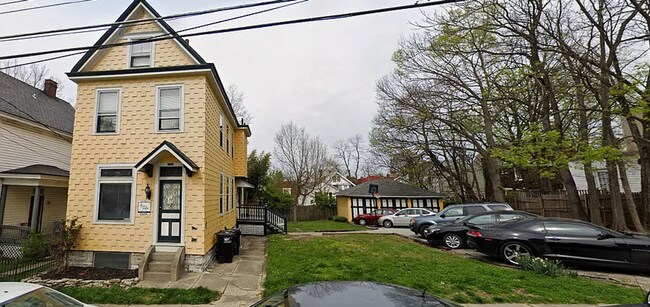 Building Photo - 2343 Rohs St