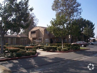 Primary Photo - 16311 Valencia Ave