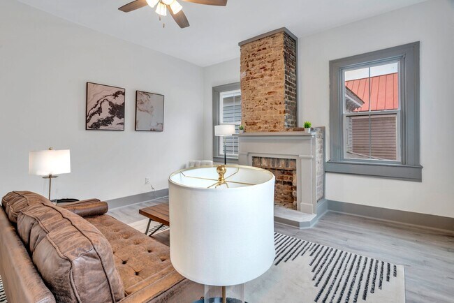 Foto del edificio - 413 E Anderson St