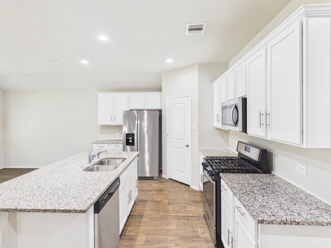 Foto del edificio - 18237 Cascadia Mill Ct.