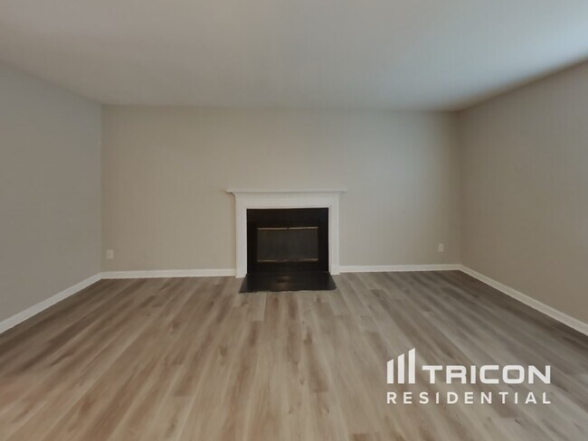 Foto del edificio - 832 Stonebridge Park Cir