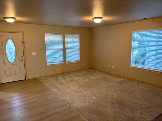 Building Photo - 9903 197th Ave E