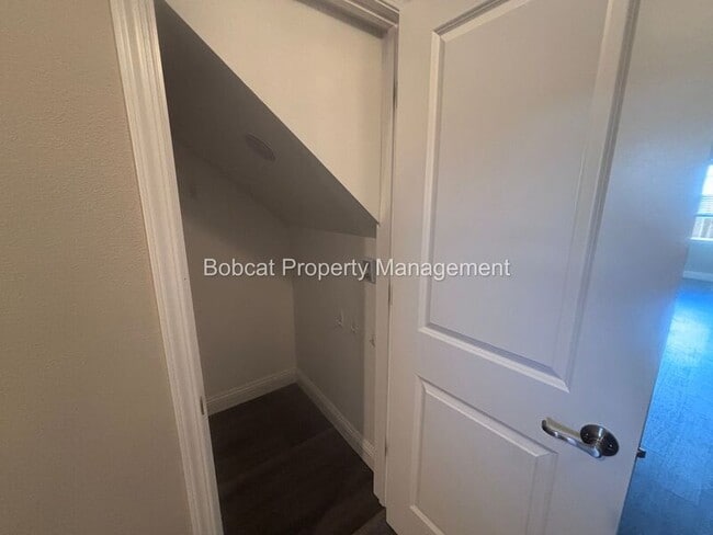 Building Photo - 4150 Limerick Ct