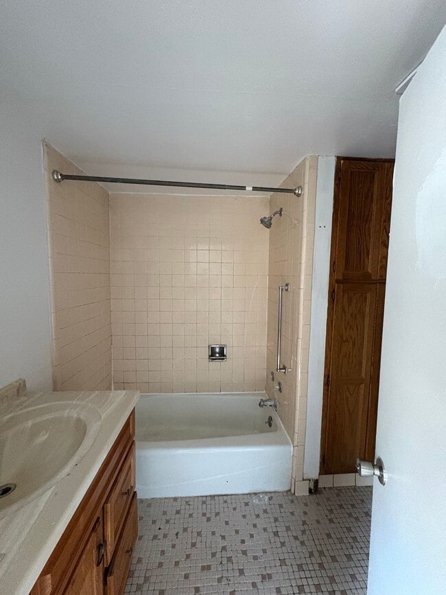 Building Photo - Emmet Street (Rolling Lakes Yacht Club LLC)