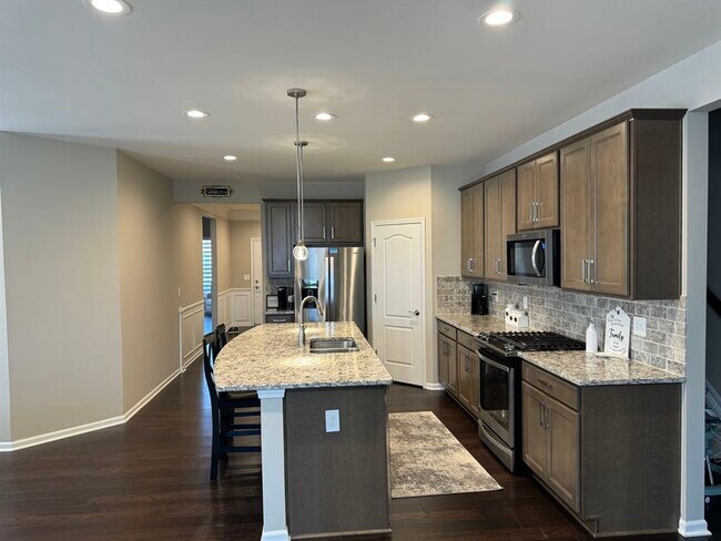 Foto del edificio - 50044 Norfolk Ct